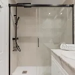 Apartment 2 Bedroom In Medina Garden *