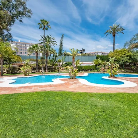 2 Bedroom In Medina Garden Marbellac