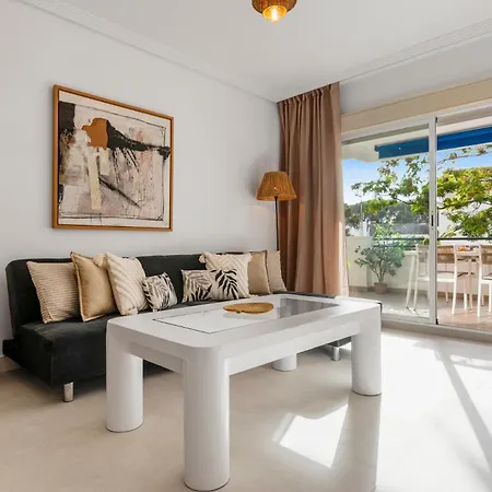 2 Bedroom In Medina Garden Marbellac