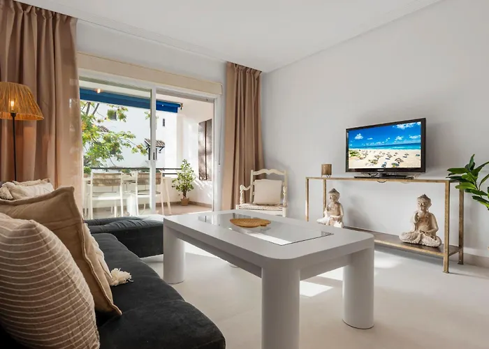 2 Bedroom In Medina Garden Apartment