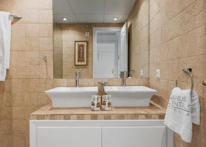 2 Bedroom In Medina Garden *