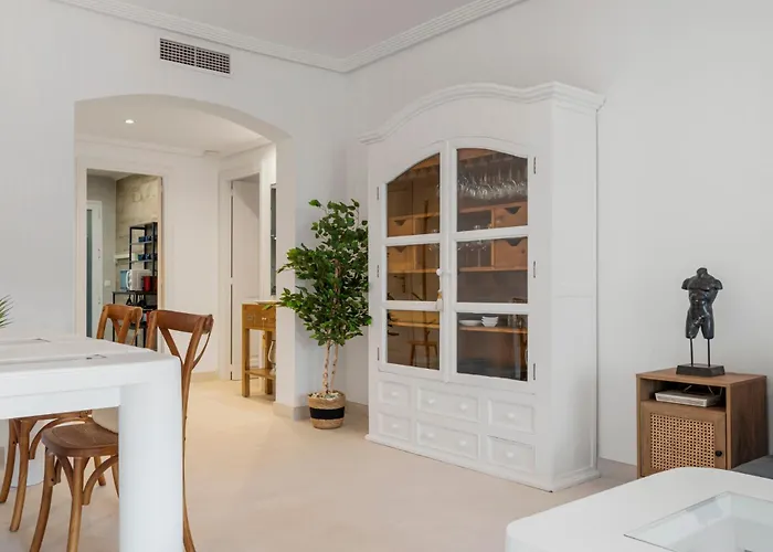 2 Bedroom In Medina Garden Апартаменти